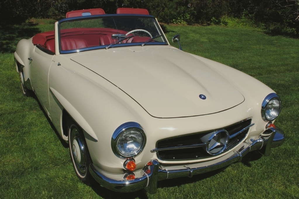 Rare color-combo 190SL with manual gearbox and top redo