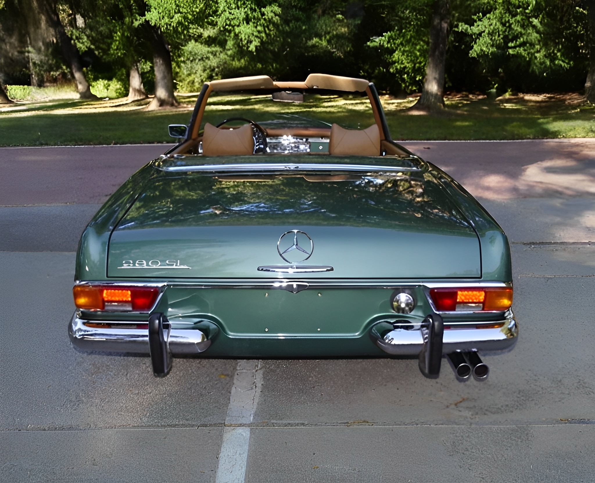 Pristine 1970 Mercedes 280SL Pagoda with automatic transmission, a rust-free Green body, and collector-level preservation throughout.